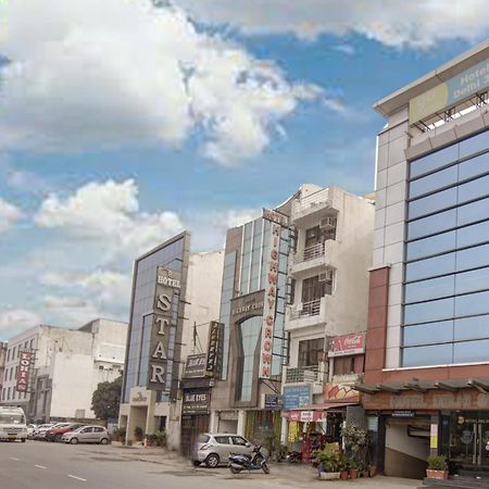 Hotel Delhi 37 By Star Group Near Delhi Airport New Delhi Extérieur photo