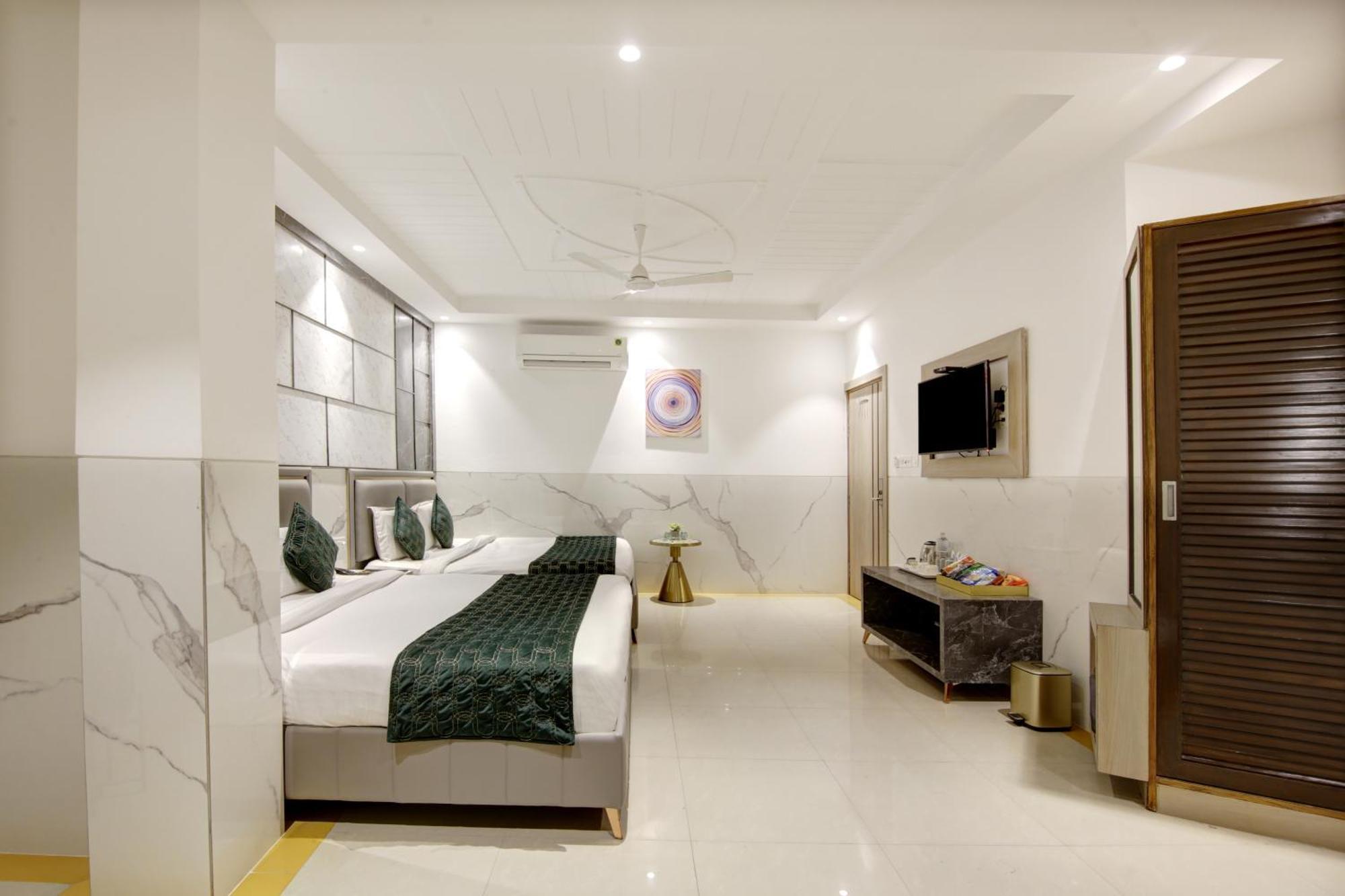Hotel Delhi 37 By Star Group Near Delhi Airport New Delhi Extérieur photo