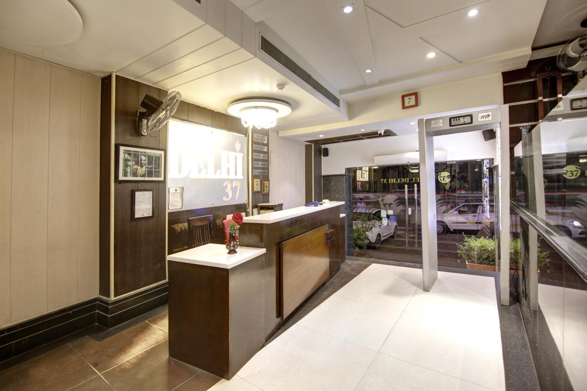 Hotel Delhi 37 By Star Group Near Delhi Airport New Delhi Extérieur photo