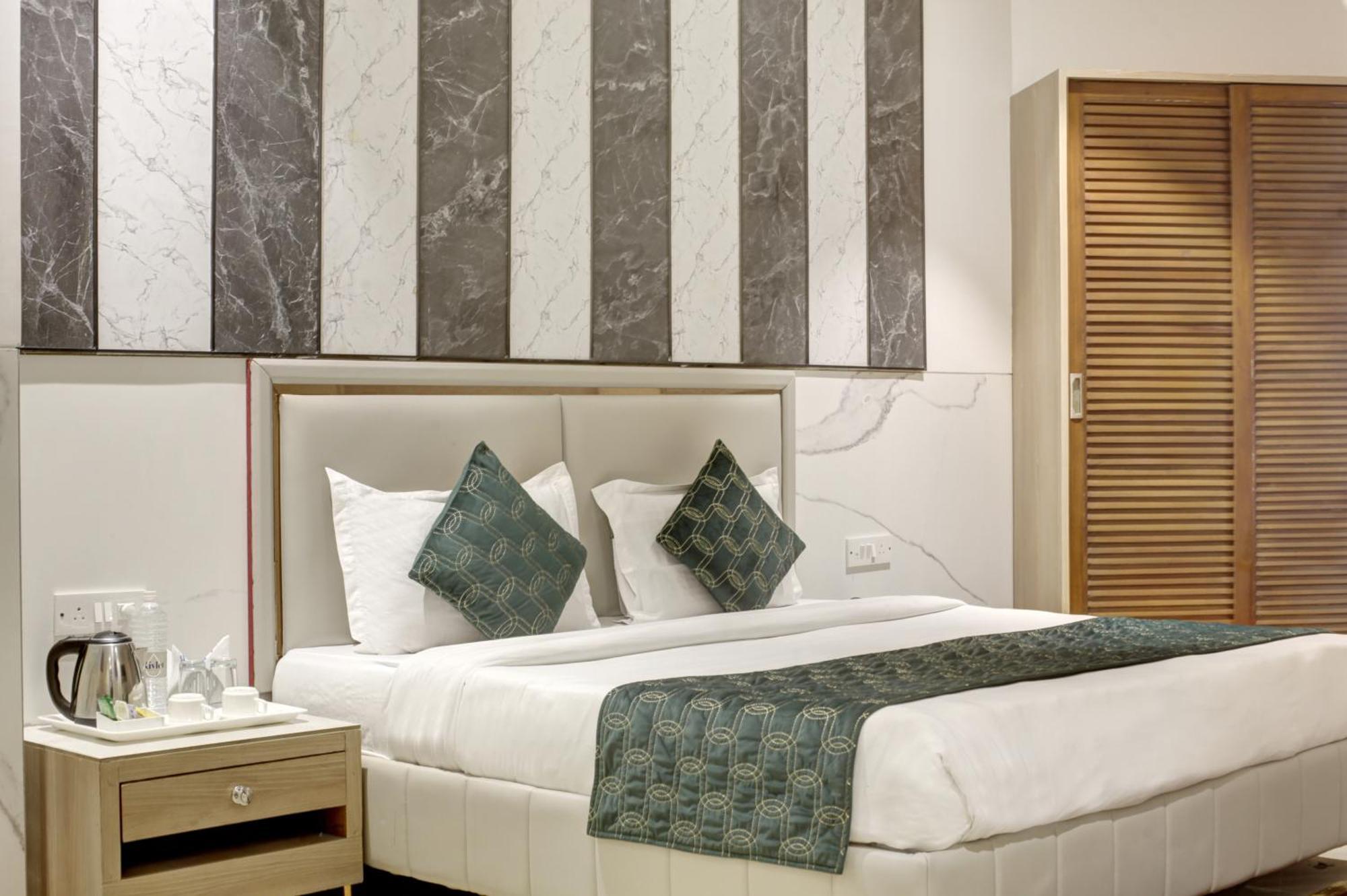 Hotel Delhi 37 By Star Group Near Delhi Airport New Delhi Extérieur photo
